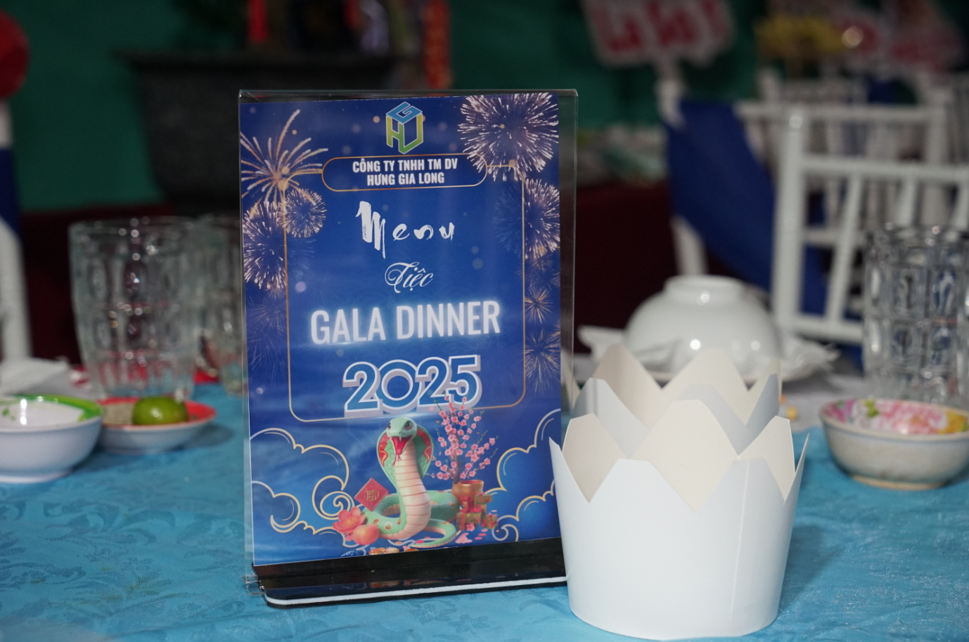 TIỆC TẤT NIÊN CÔNG TY HƯNG GIA LONG – DẤU ẤN GẮN KẾT & BỨT PHÁ